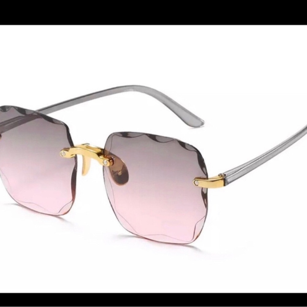 Rimless Gradient Pink Sunglasses with Gold Accents